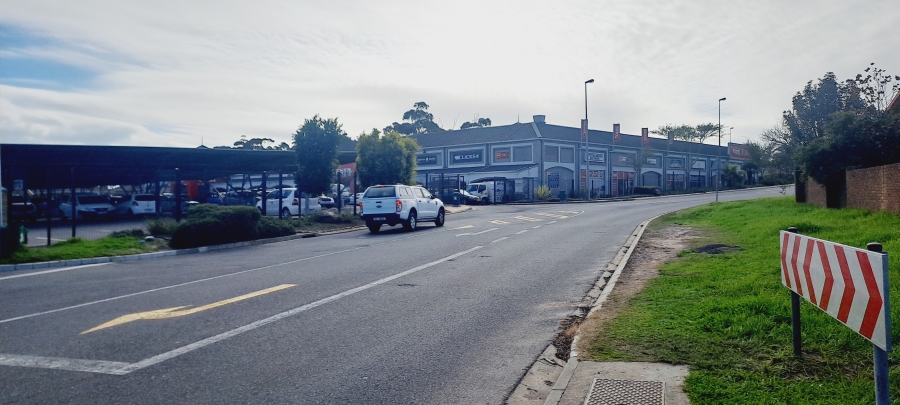 To Let commercial Property for Rent in Sonstraal Western Cape